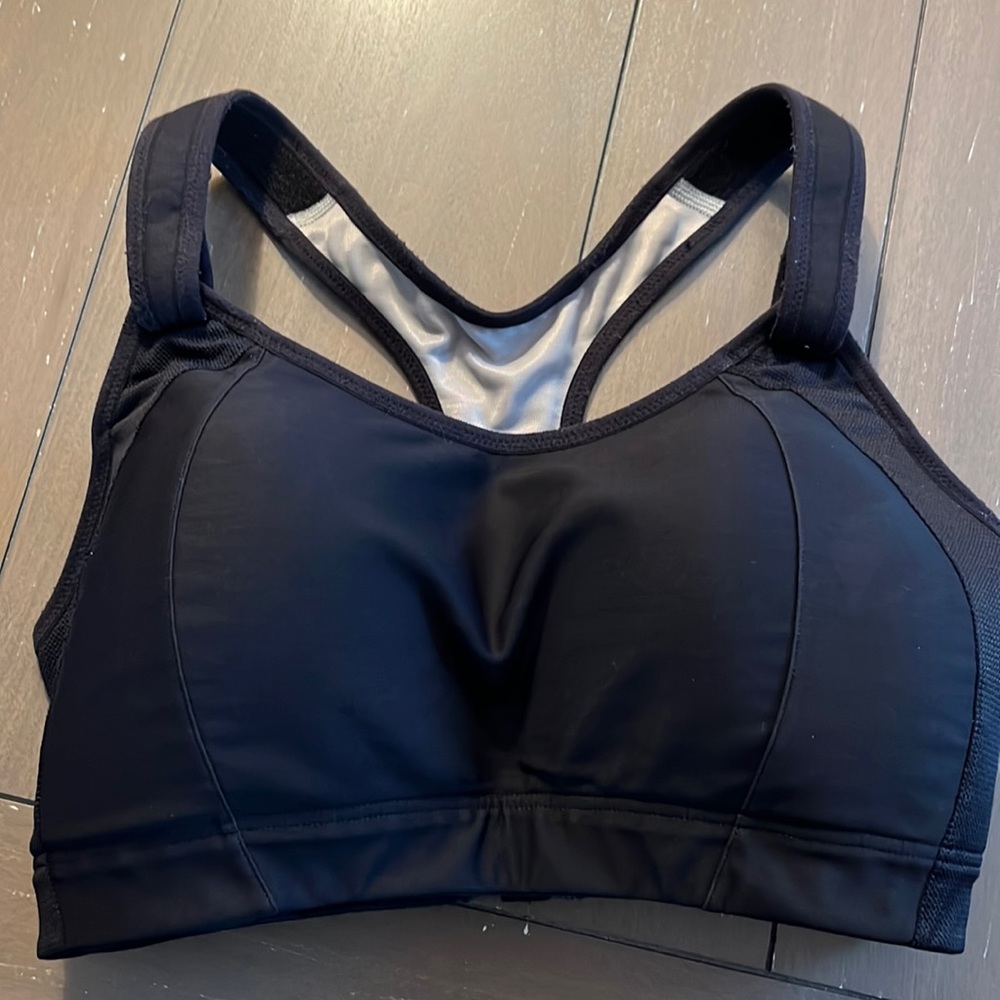 Syrokan Womens Sports Bra Front Lightly Padded Wirefree Racerback black 3…